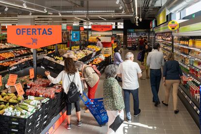 Interior de un supermercado Aldi.