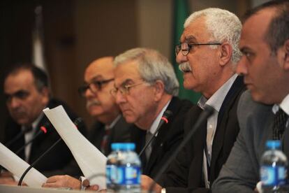 Líderes de la oposición siria reunidos en Estambul.