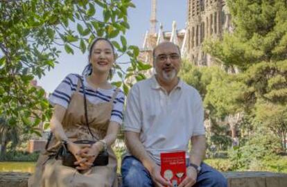 Tusset, con una turista (¿o una replicante?) japonesa.