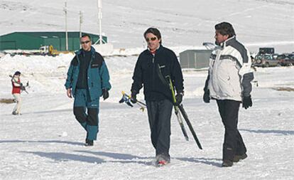 El presidente del Gobierno, José María Aznar, en las pistas de Beret, el pasado día 27 de diciembre.