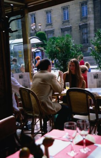 Una terraza en la ciudad.