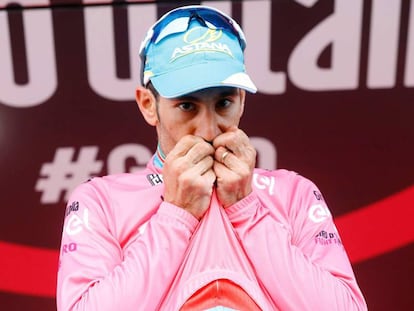 Vincenzo Nibali de rosa.