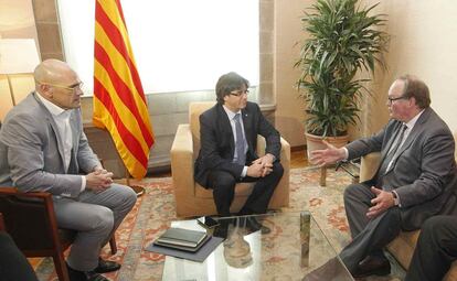 Romeva i Puigdemont, aquest dilluns amb el líder dels liberals europeus.