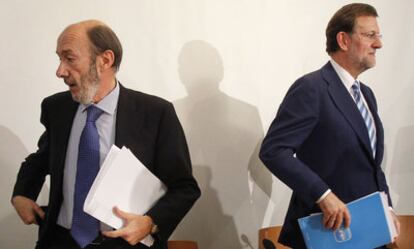 Alfredo Pérez Rubalcaba and Mariano Rajoy.