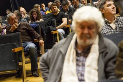 Beiras (en primer término) y Luis Eyré (detrás, a la izquierda), de Cerna.