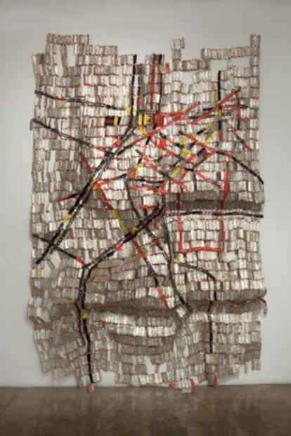 Bukpa New Town (2009), de El Anatsui. Foto: cortesía Jack Shainman Gallery