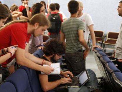 Asamblea de estudiantes en la Universidad de Sevilla. 