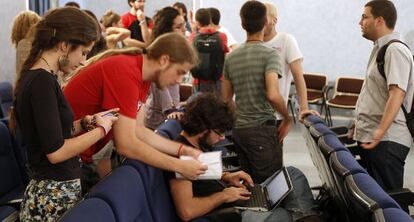 Asamblea de estudiantes en la Universidad de Sevilla. 