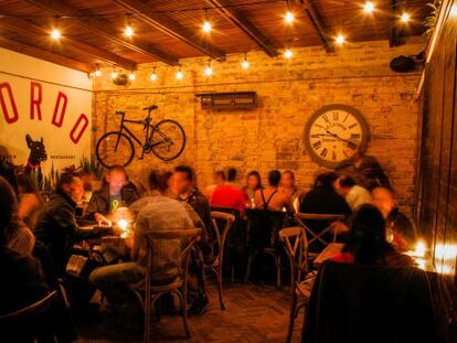 Comedor del restaurante Gordo, en el barrio de La Cuarta A, en Bogotá.