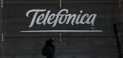 Cartel de Telef&oacute;nica