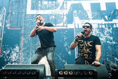 Joeystarr y Kool Shen, de NTM, en un concierto en París en 2018.