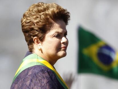 Dilma em um desfile militar neste domingo em Brasília.