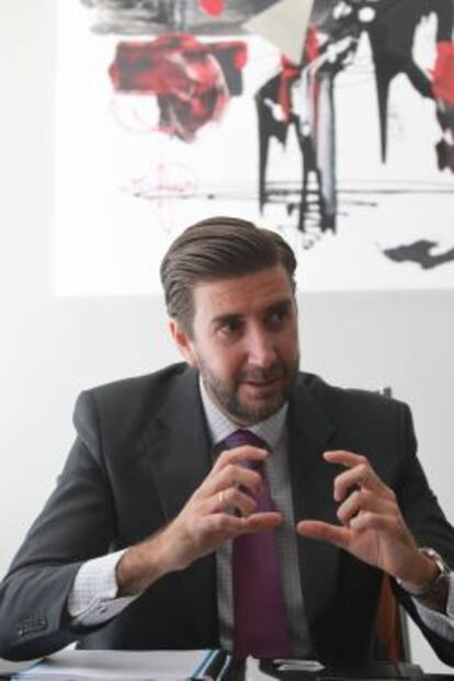 Javier Calderón explica su plan de formación en una sede de CEOE-Cepyme.