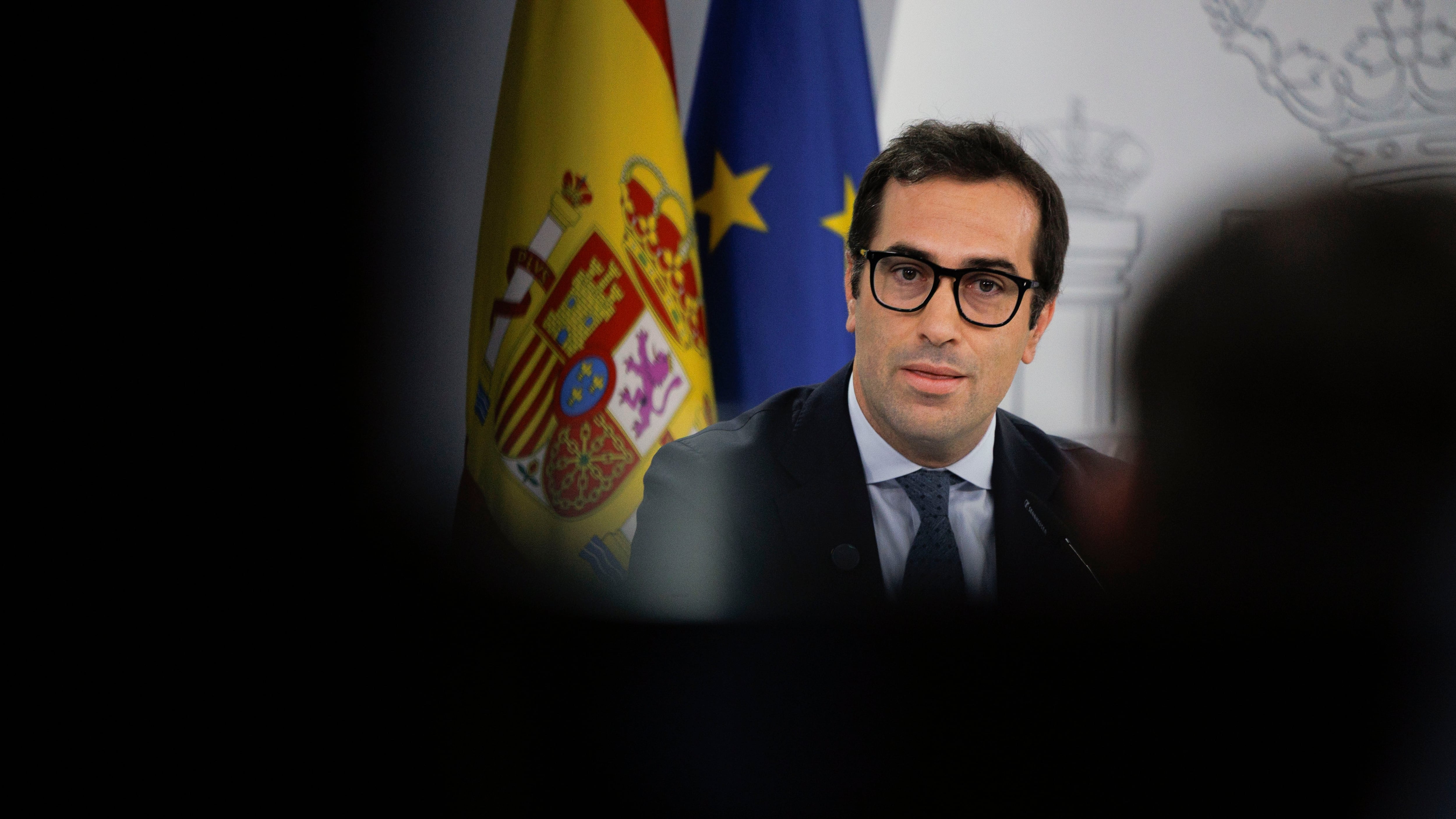El ministro de Economía, Comercio y Empresa, Carlos Cuerpo, durante la rueda de prensa posterior a la reunión del Consejo de Ministros, en una imagen de archivo.