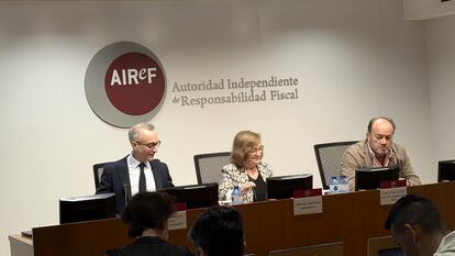 Presentación de la opinión sobre el IMV, en la sede de la Airef en Madrid este miércoles.