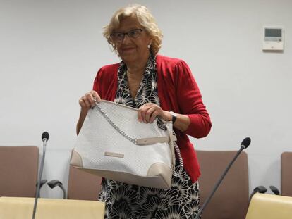 Manuela Carmena, este lunes en el Ayuntamiento de Madrid.