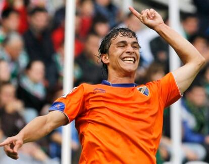 Sebastián Fernández celebra su gol ante el Racing.