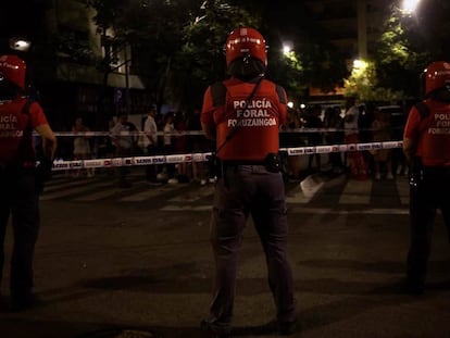 Operativo de seguridad ciudadana, el viernes, en Pamplona.