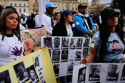 Familiares de líderes y lideresas firmantes de paz asesinados en Colombia