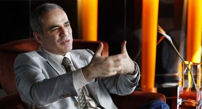 Kasparov, en una entrevista en Barcelona en 2008.