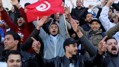 Miles de tunecinos conmemoraron el s&eacute;ptimo aniversario de la revoluci&oacute;n que acab&oacute; con la dictadura de Zinedin Ben Ali.