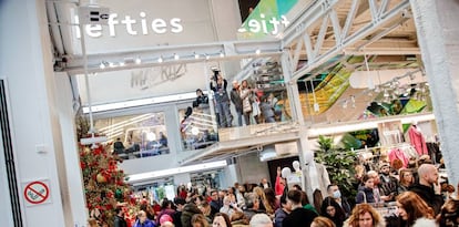 El interior de la nueva tienda de Lefties en Madrid, este viernes.