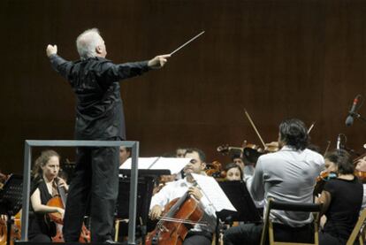 Daniel Barenboim, en la Plaza Mayor de Madrid.