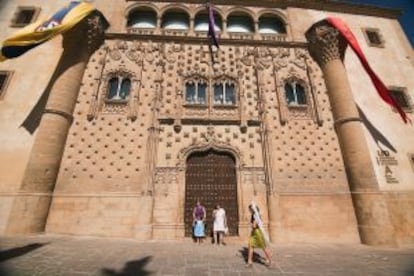 Fachada del Palacio de Jabalquinto, en Baeza (Jaén).