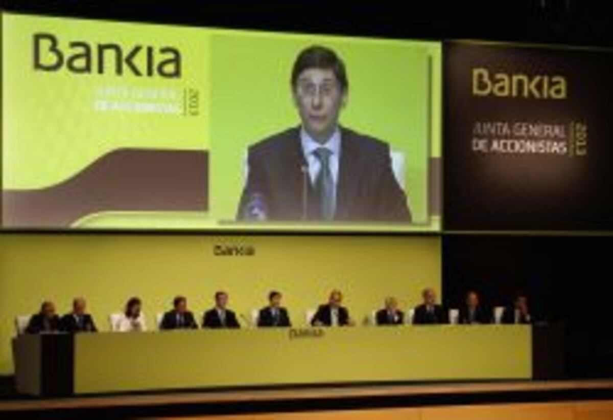 Bankia completa el 83% de las salidas que se pactaron además del ERE ...