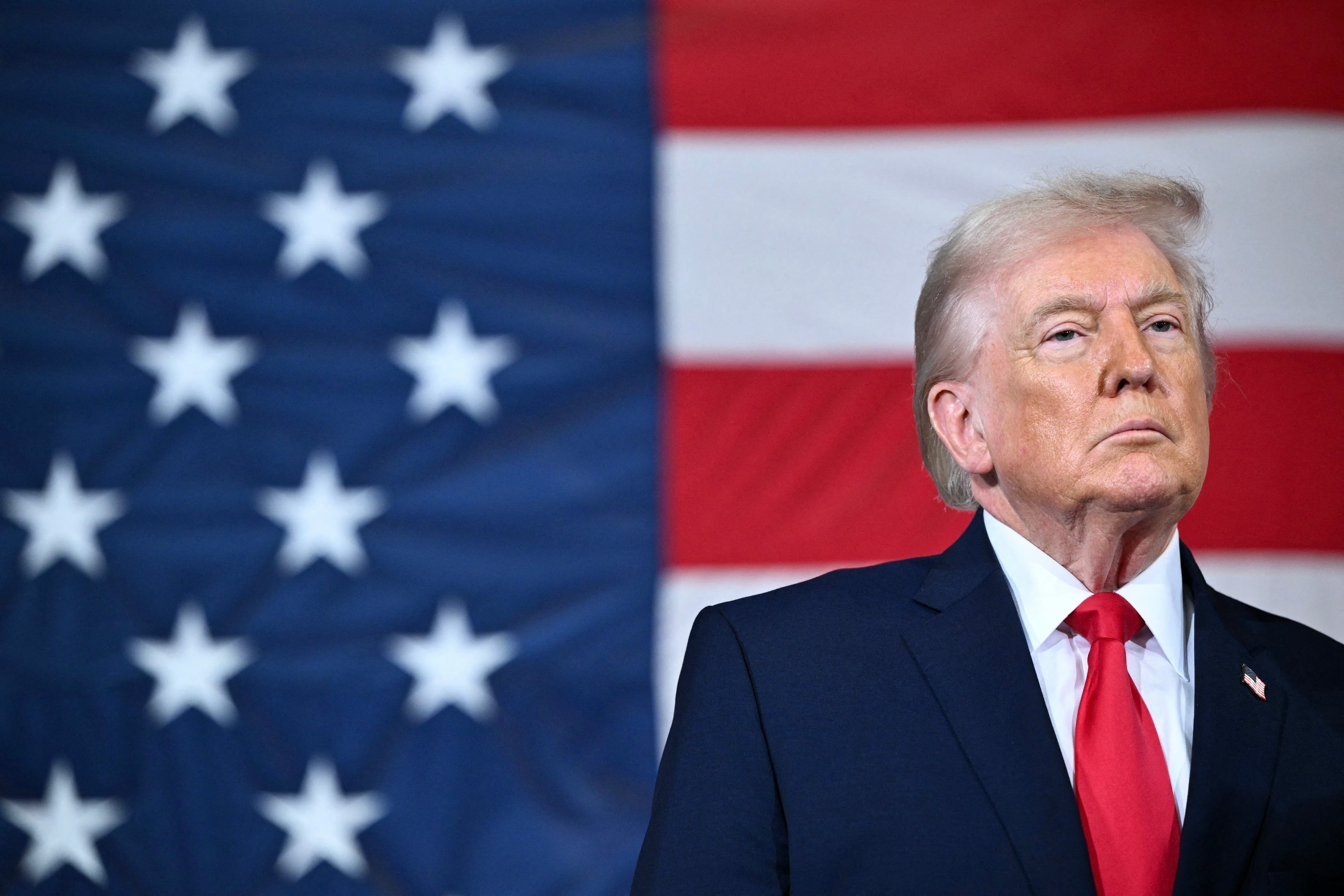 Nazis del espacio: ¿qué hay tras la creciente estética dictatorial de Trump?