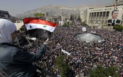 Imagen de la multitudinaria manifestación de apoyo a Bachar el Asad en Damasco.