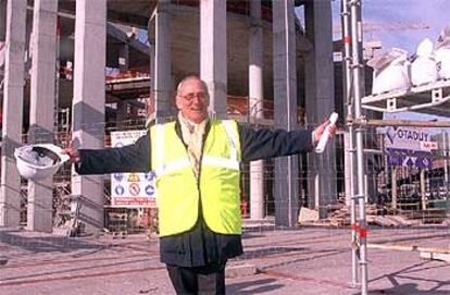 Estado actual de las obras del nuevo centro comercial y de ocio de Abandoibarra, junto al puente de Deusto.