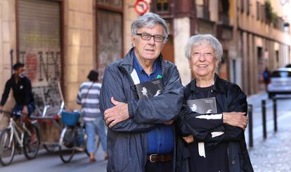 Francis Closas y Silvia Farriol, sobrinos de Alberto Closas, que han escrito un libro sobre el actor.