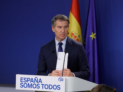 El líder del PP, Alberto Núñez Feijoó durante una declaración institucional posterior a la reunión del Comité de Dirección del Partido Popular, este lunes en Madrid.