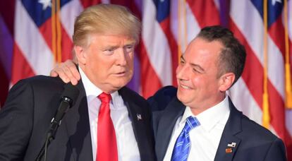 Donald Trump amb Reince Priebus, futur cap de gabinet del president.