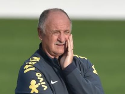 Scolari, durante um treino.