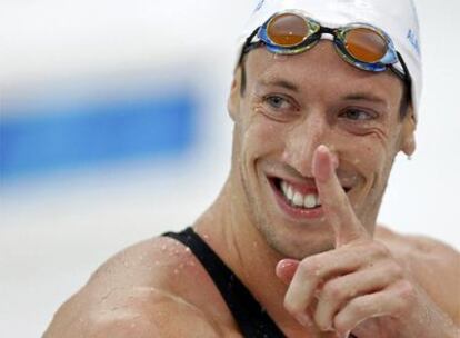 El francés ha batido el récord de 100m libres aunque en la segunda semifinal se lo ha arrebatado Sullivan