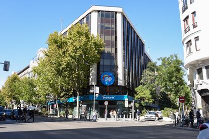 Edificio de la sede del PP, en el número 13 de la calle Génova, en Madrid.