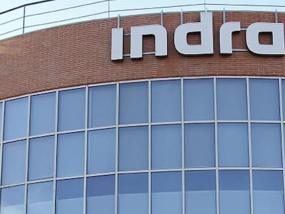 Logotipo de la empresa Indra. 