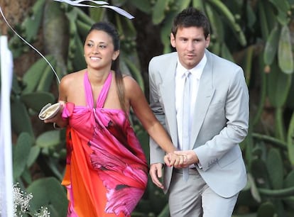 Leo Messi y Antonella Roccuzzo, en la boda de Andrés Iniesta.
