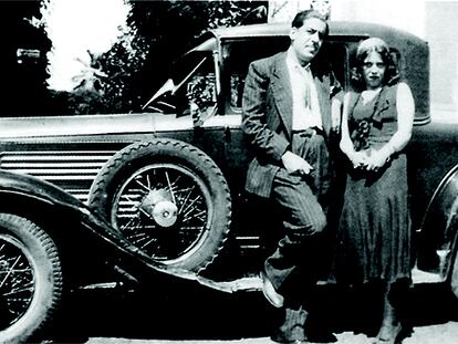 Óscar Domínguez y la pianista polaca Roma, en Tenerife en 1933.