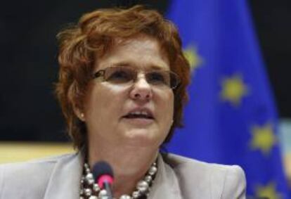 La presidenta de la Comisión de Asuntos Económicos del Parlamento Europeo (PE), la liberal británica Sharon Bowles. EFE/Archivo