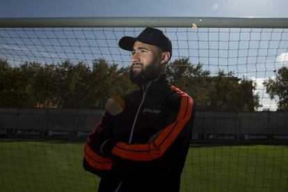 Fekir, en el campo B de la ciudad deportiva del Betis.