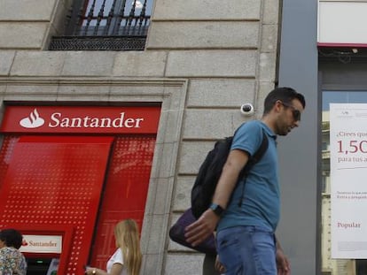 Oficinas de Banco Popular y su nuevo propietario, Banco Santander.