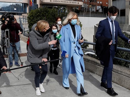 La expresidenta madrileña Cristina Cifuentes sale de la Audiencia Provincial, el 15 de febrero pasado.