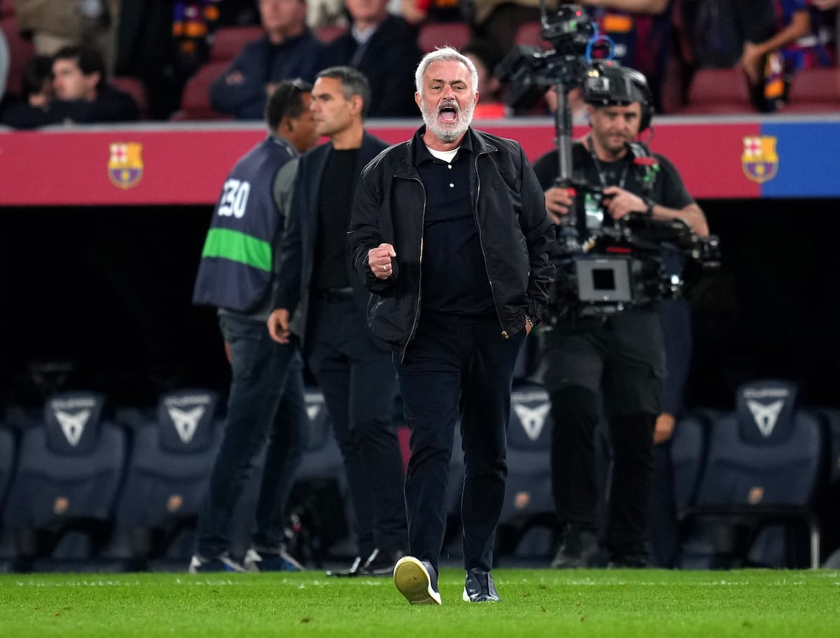 Mourinho Leads Real Madrid to Clásico Victory Over Barcelona