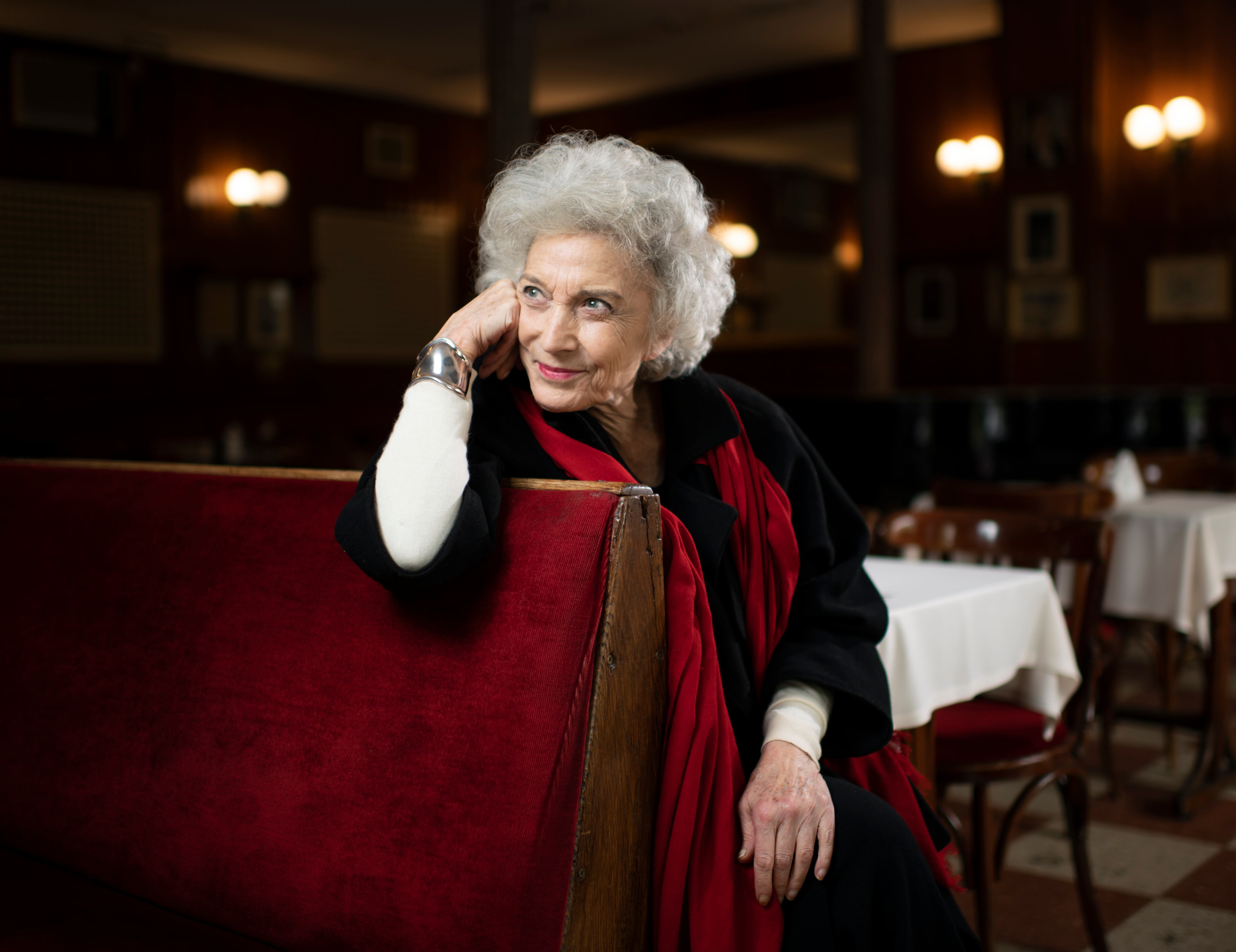 La capilla ardiente de Marisa Paredes en el Teatro Español se abrirá al público durante dos horas