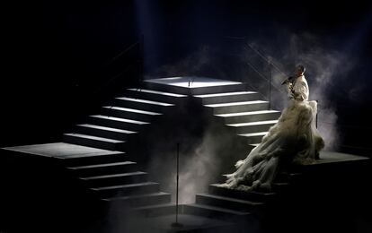 Sheldon Riley, de Australia, durante su actuación en la gala.  