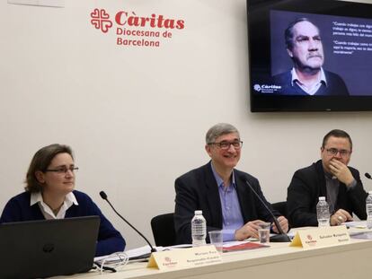 Miriam Feu, Salvador Busquets, Sergi Gordo y Salvador Bacardit durante la presentaci&oacute;n del informe.