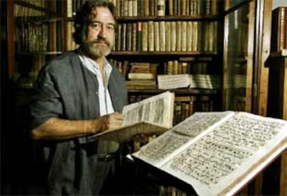 Jordi Savall, en su estudio de Bellaterra (Barcelona).